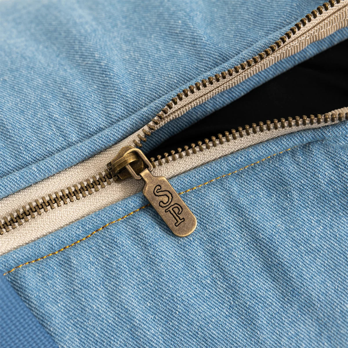 Hundetragetasche für kleine Hunde - The Frith Denim "Vintage Wash" von SohoPoms
